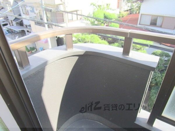 バルコニー　ベランダ