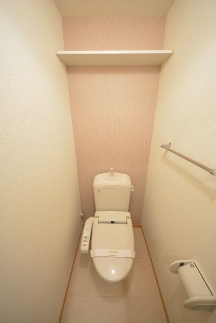 トイレ　★シャワートイレ★