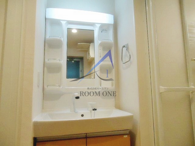 洗面設備　洗面台です。