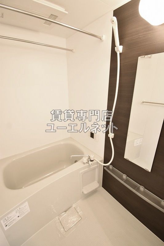 バス・シャワールーム　浴室