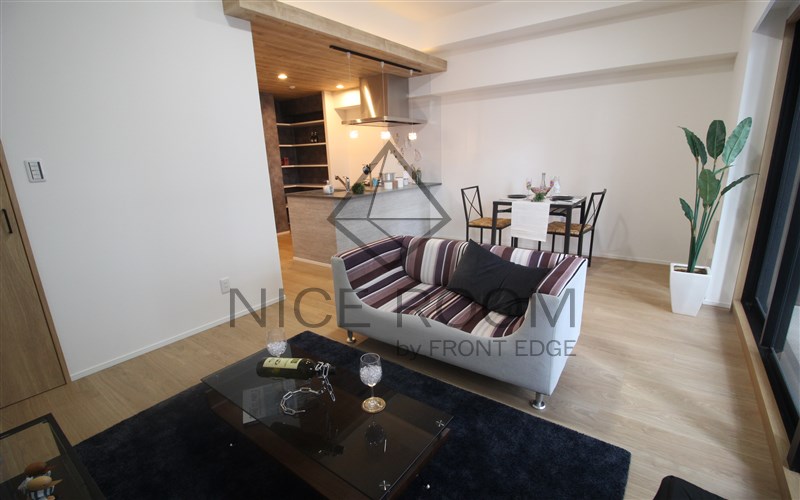 居室・リビング　BRAVE新町　リビング