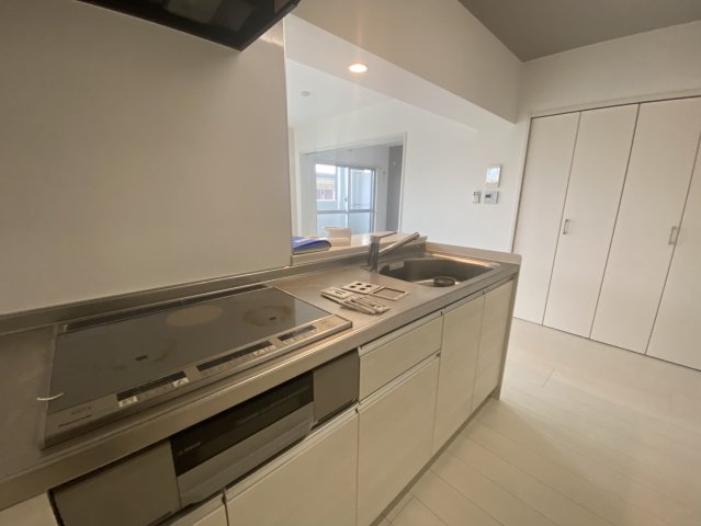 キッチン　※同タイプの物件写真です。