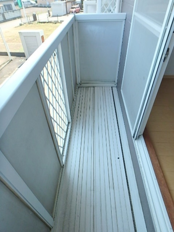 バルコニー　図面と現状に相違がある場合には現状を優先