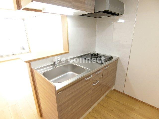 キッチン　２口ガスコンロのシステムキッチン。