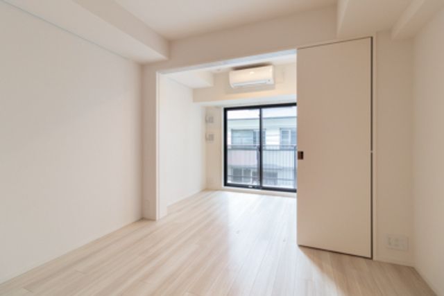 居室・リビング　☆明るい居間☆