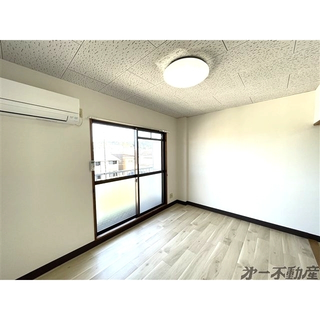 建物外観　洋室