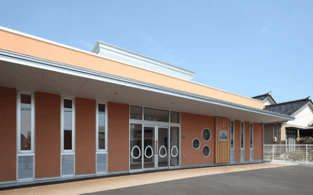 幼稚園・保育園　認定こども園こばと幼稚園保育園部（幼稚園・保育園）まで605m