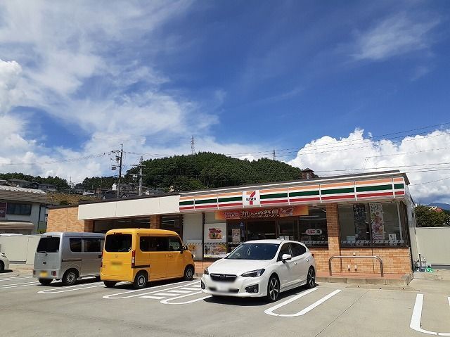 コンビニ　セブンイレブン　茅野城山店（コンビニ）まで950m