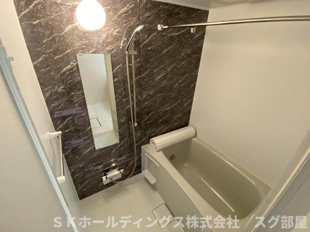 バス・シャワールーム　バス