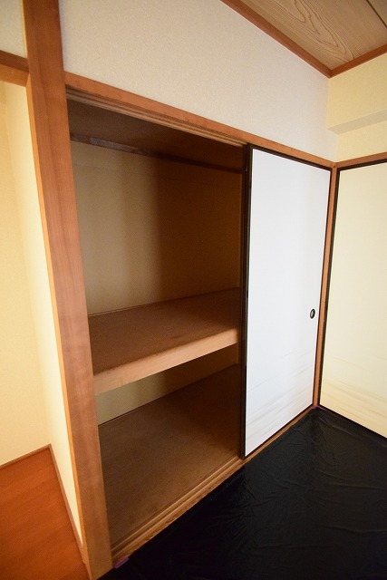 収納　202号室