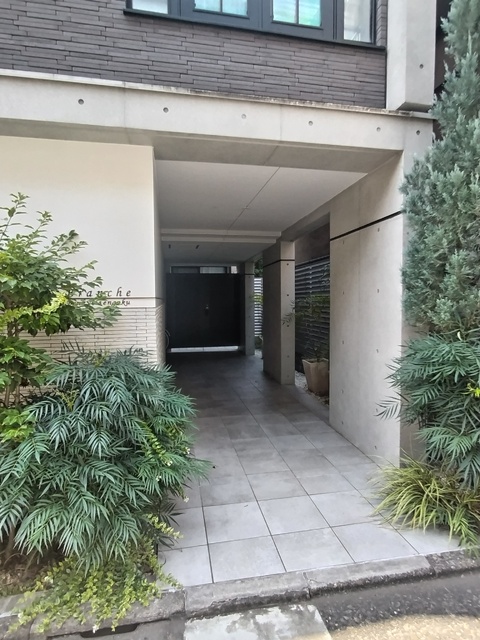 エントランス　エントランス