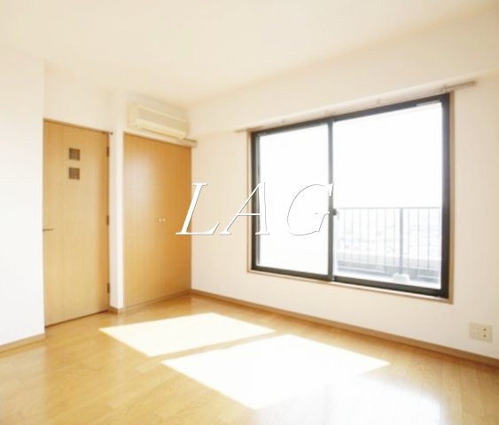 居室・リビング　洋室のお部屋(同仕様)です。