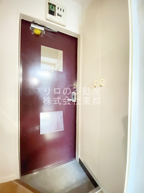 玄関　下駄箱付なので、玄関はいつでもスッキリ片付きますね☆