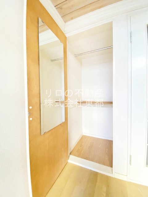 収納　収納ＢＯＸを置いたり、工夫しながら衣類を収納できます♪