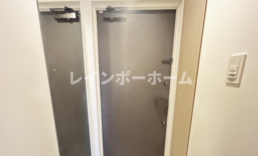 玄関　※別部屋参照写真となります。