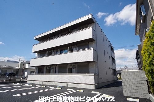 建物外観　グランディールヒルズ
