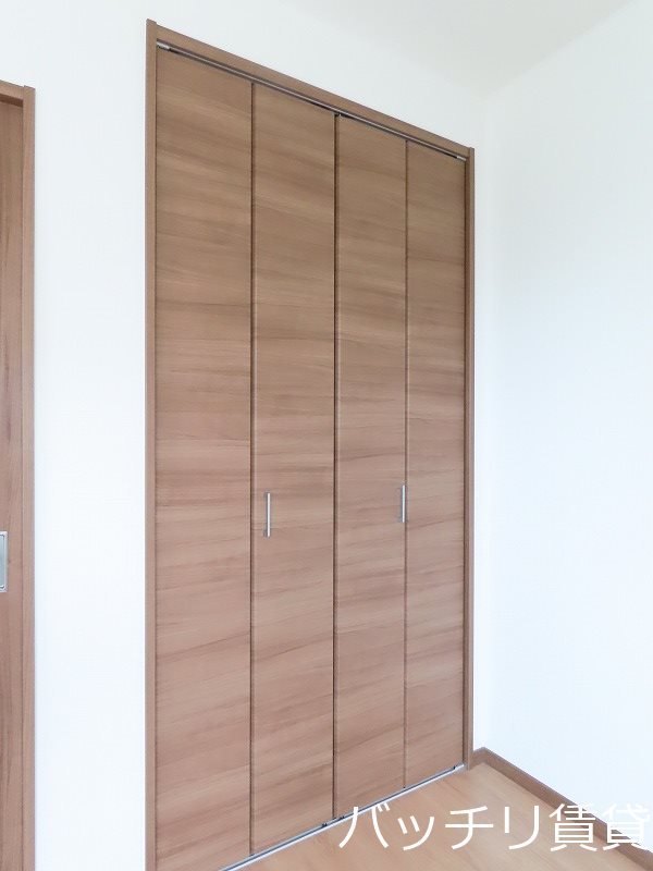 収納　画像は同シリーズ参考画像の為、現況を優先いたします。