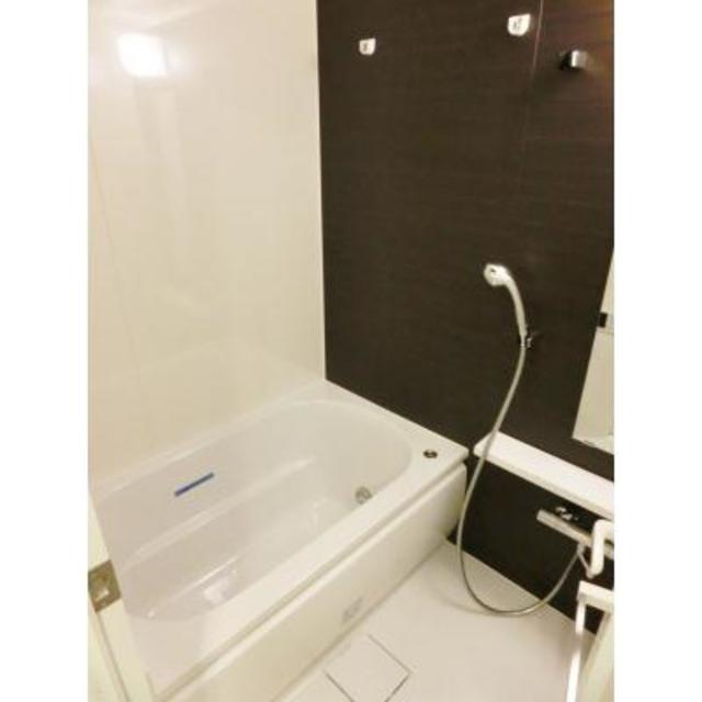 バス・シャワールーム　※写真は同タイプ住戸です。