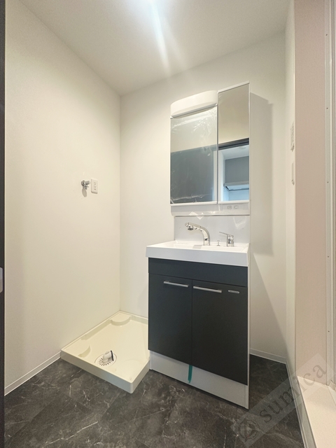 洗面設備　朝の身支度が楽々！！広い洗面＾＾