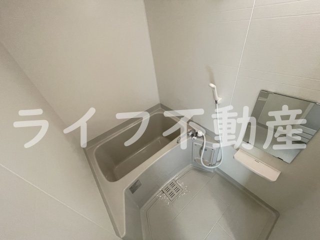 バス・シャワールーム　お風呂で日々の疲れを落としましょう