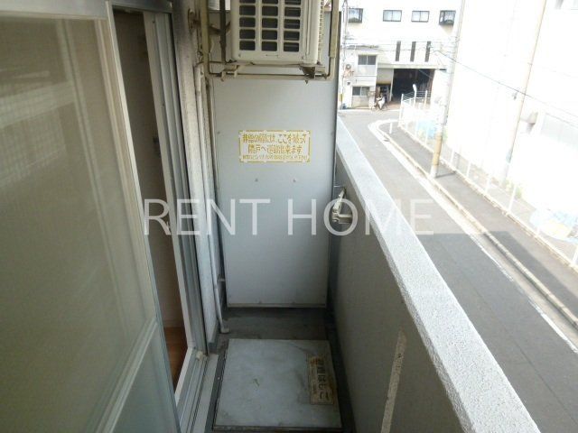 バルコニー　東向きです