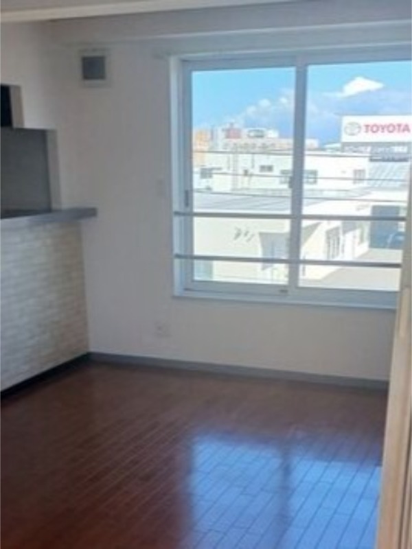 居室・リビング　別号室の画像です。