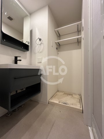 洗面設備　セレニテ西中島アリア弐番館　洗面台