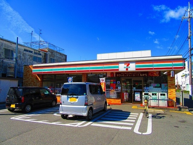 コンビニ　セブンイレブン大阪田川３丁目店（コンビニ）まで284m