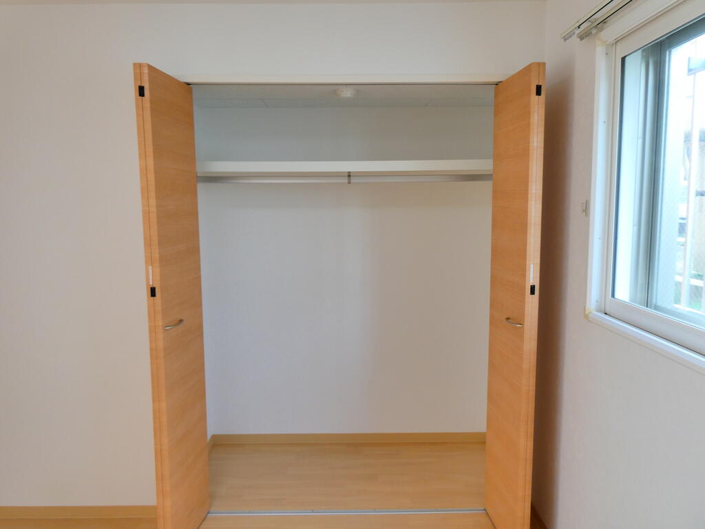 収納　洋室収納