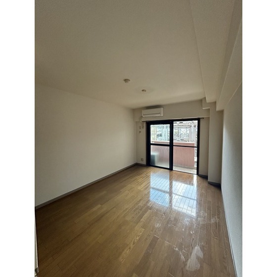 居室・リビング　※別部屋参照・現況優先