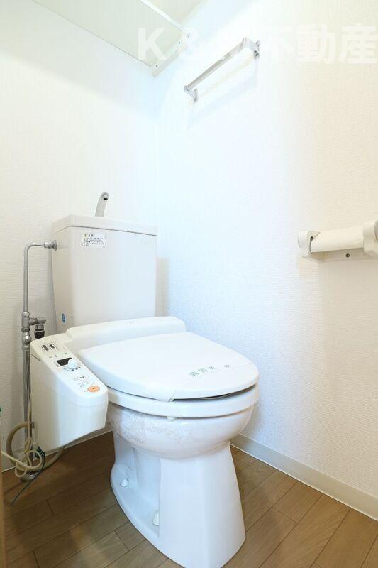 トイレ　トイレもきれいです