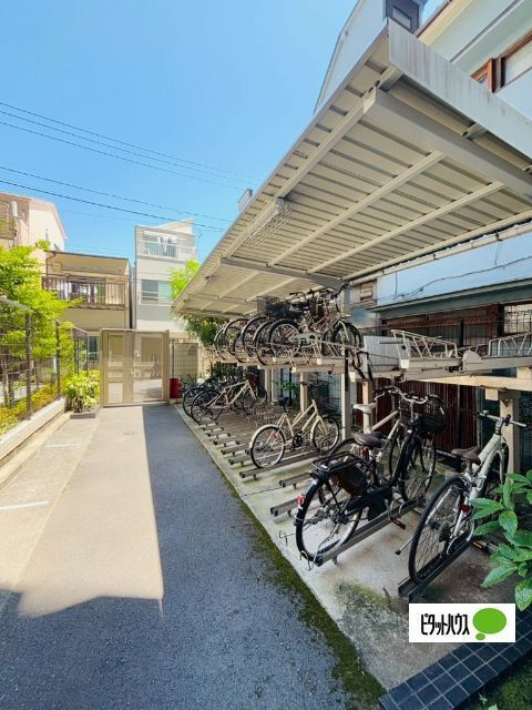 駐車場　駐輪場