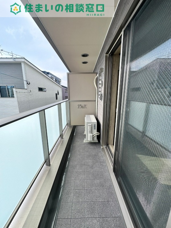 バルコニー　同型