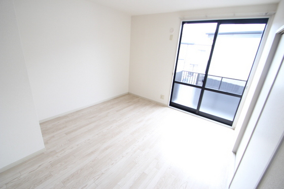 居室・リビング　※別部屋の写真です