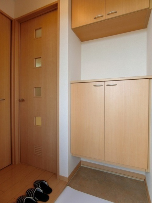 玄関　図面と現状に相違がある場合には現状を優先