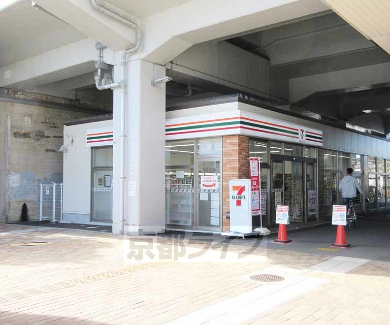 コンビニ　セブンイレブン ハートイン JR堅田駅前店（コンビニ）まで448m