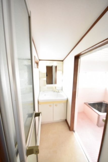 洗面設備　★内装・設備★