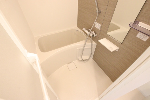 バス・シャワールーム　※別室の参考写真の為、現況優先です。