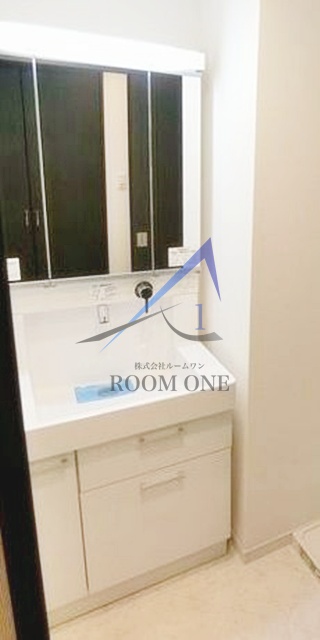 洗面設備　洗面台です。