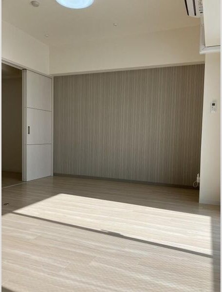 居室・リビング　初期費用分割可★ご希望の場所まで無料送迎サービス付♪