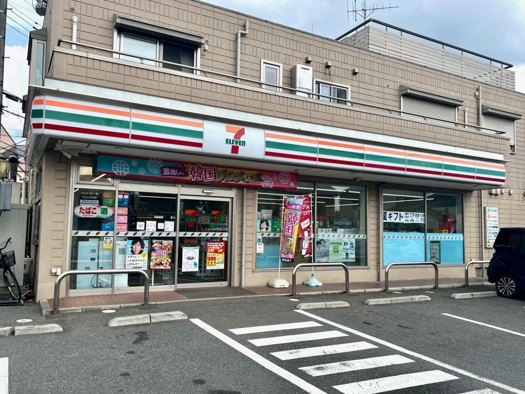 コンビニ　セブンイレブン 柏関場町店（コンビニ）まで346m