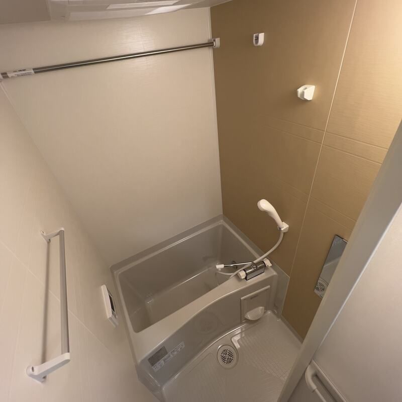 バス・シャワールーム　別部屋参考写真となります