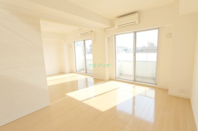 居室・リビング　リビング