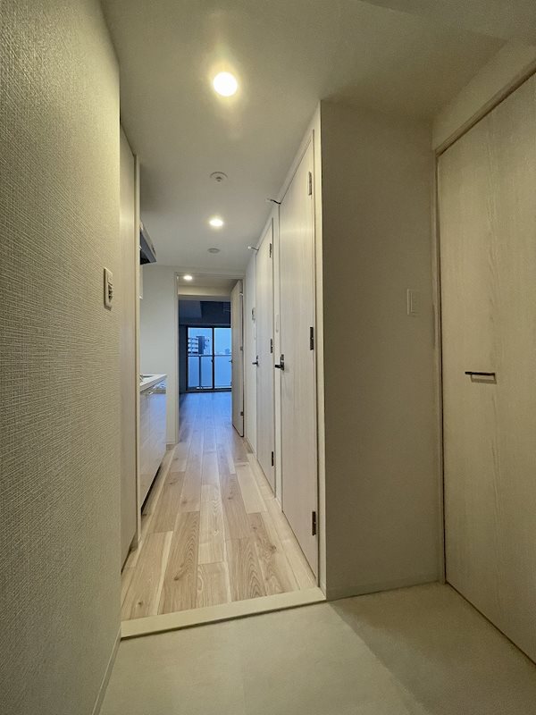 玄関　★見学予約受付中★