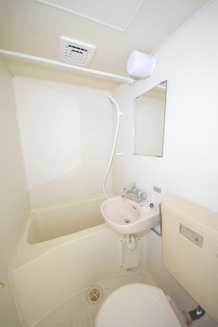 バス・シャワールーム　～一日の疲れを癒しましょうっ～別号室参考写真