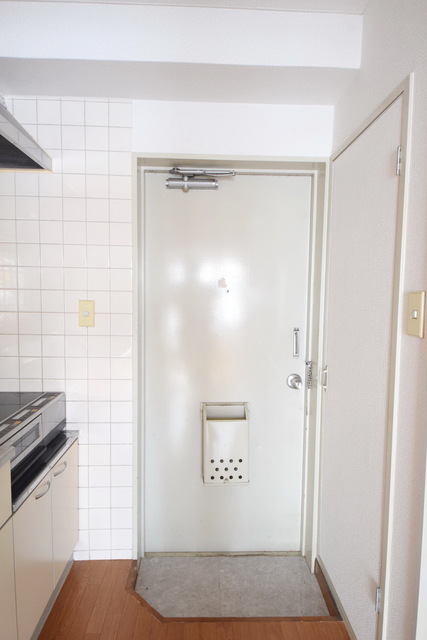 玄関　～ただいまっ～別号室参考写真