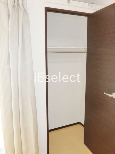 収納　奥行きのある収納