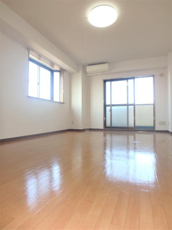 居室・リビング　１２帖の広々洋室♪（イメージ）