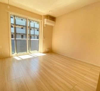 居室・リビング　別部屋参考写真