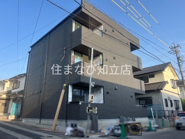 建物外観　建築中